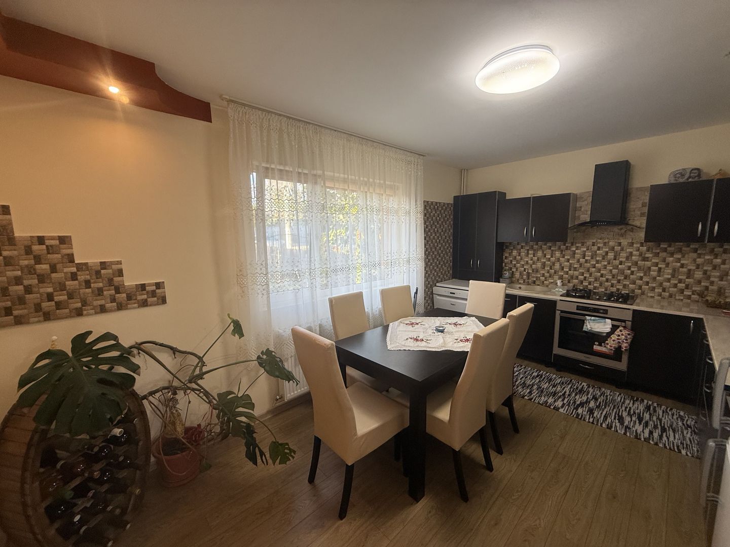 Vila de vânzare 160 mp - complet mobilată și utilata  - Câmpina ! - Poză 8