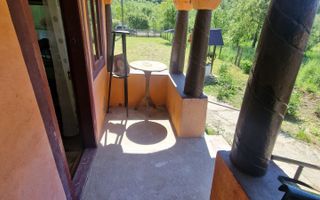 Căsuță autentică românească între două dealuri–colț de liniște  în Botesti, Arge - Poză 3