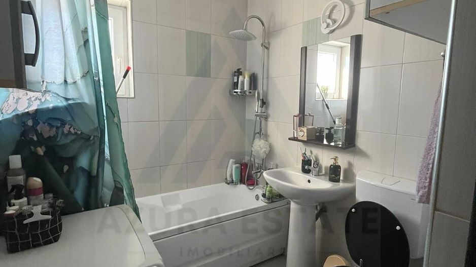 Apartament modern 2 camere etaj 1 baie cu geam si boxa in Gusterita - Poză 7