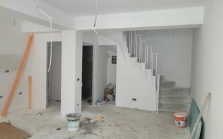 Casa 3 camere + loc de parcare de vanzare - Poză 2