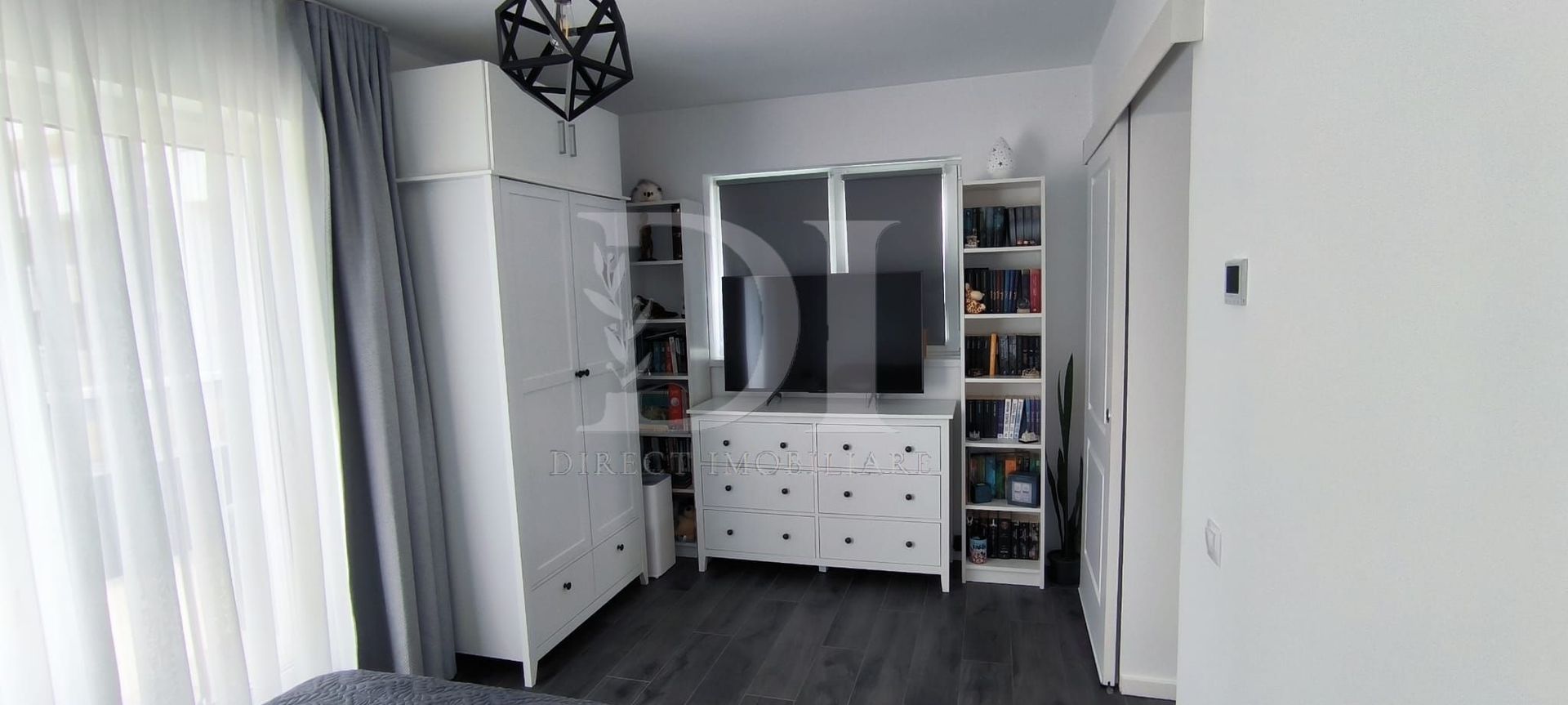 Apartament la cheie / terasa de 88 mp / Zona Cetati - Poză 4