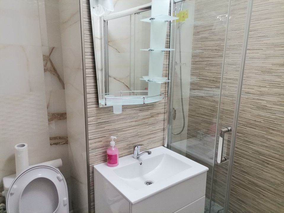 Inchiriere apartament 3 camere, nemobilat, Gavana zona Lidl - Poză 5