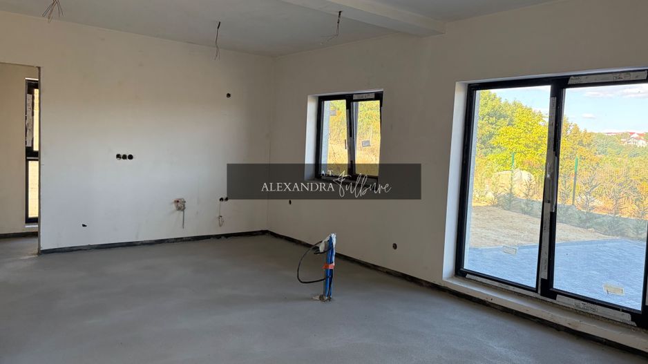 Casa individuala 4 camere, 3 bai, S+P+ET,  garaj, terasa - Poză 35