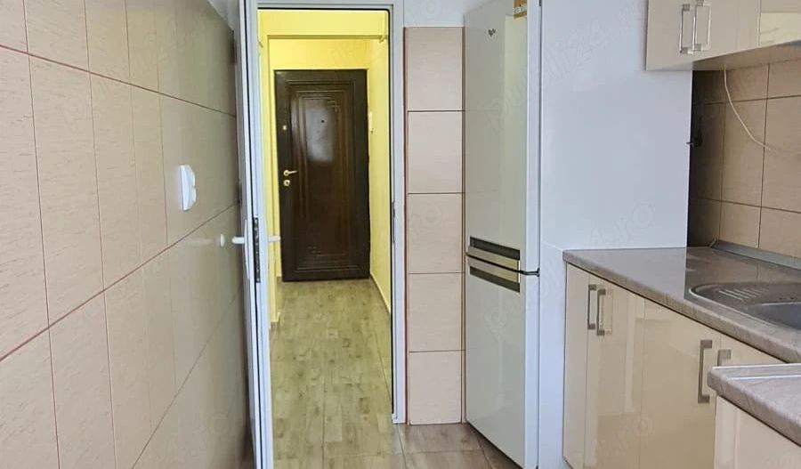 De inchiriat apartament 1 camera micro 20, etaj 1, 1500 lei - Poză 2