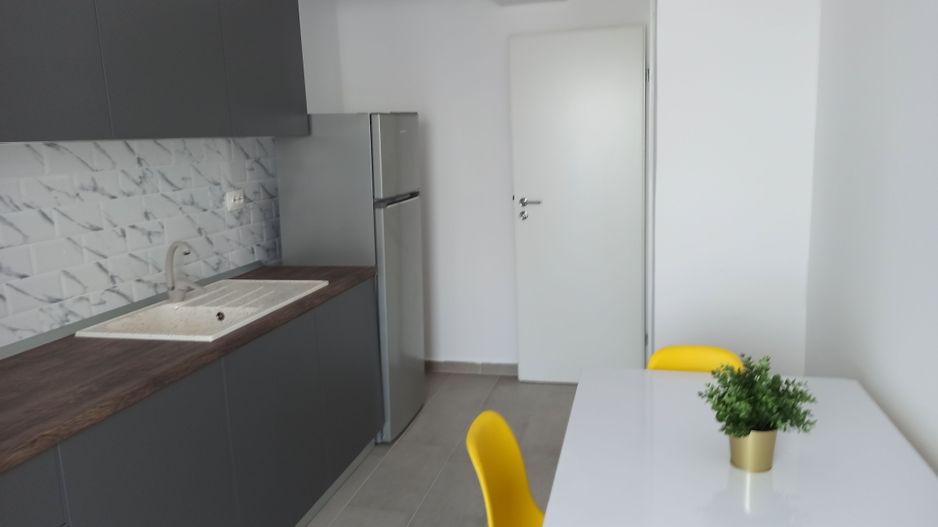 3cam - 2bai, dec, lux, parcare inclusa, 8-10min metrou Leonida/Berceni - Poză 13