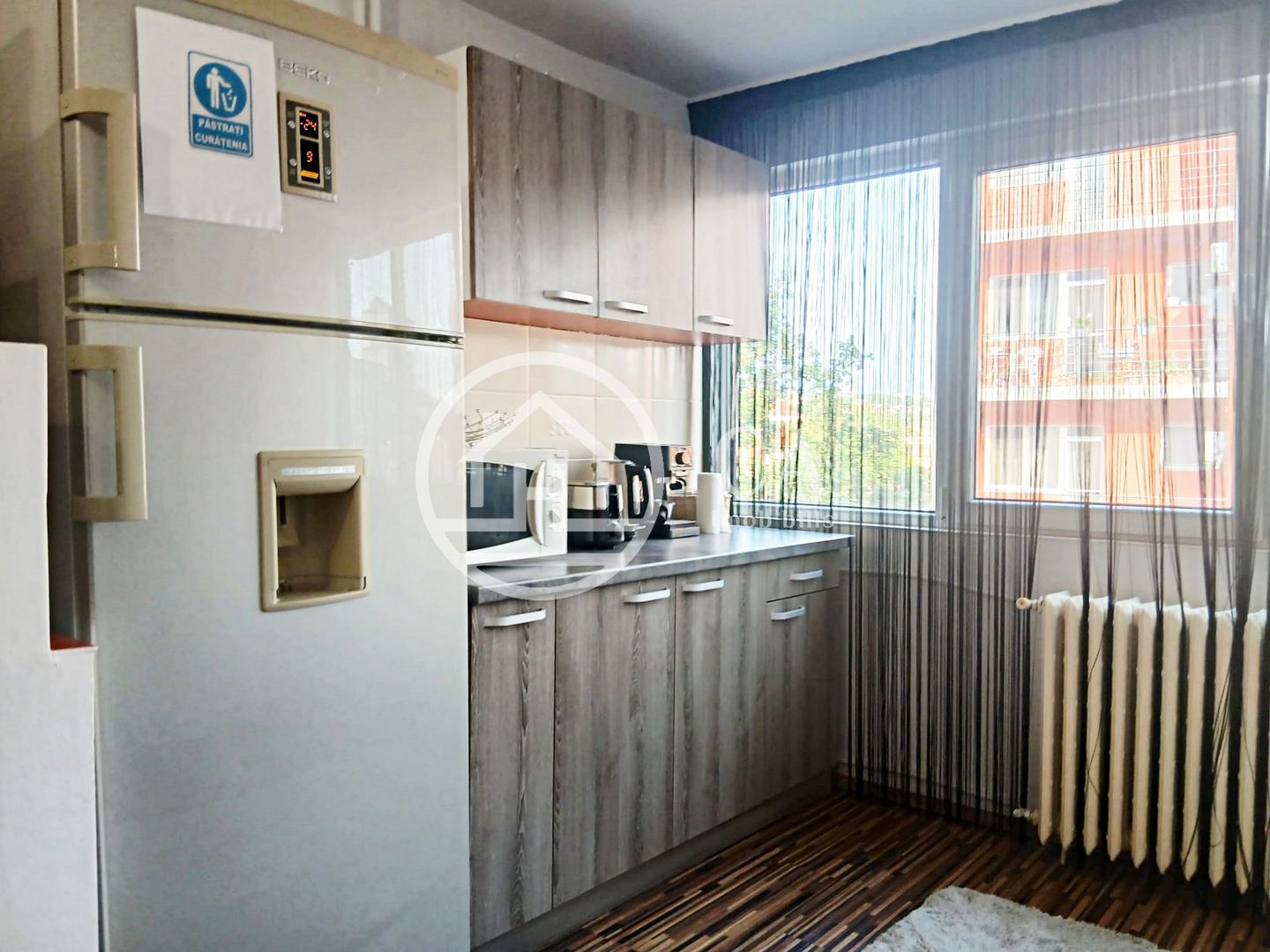 Apartament de vânzare cu 3 camere în zona Rogerius, Oradea - Poză 8