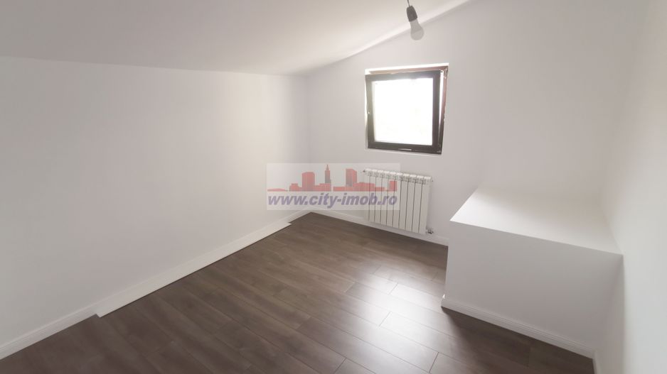 Vanzare Casa Otopeni   D + P + M - Poză 40