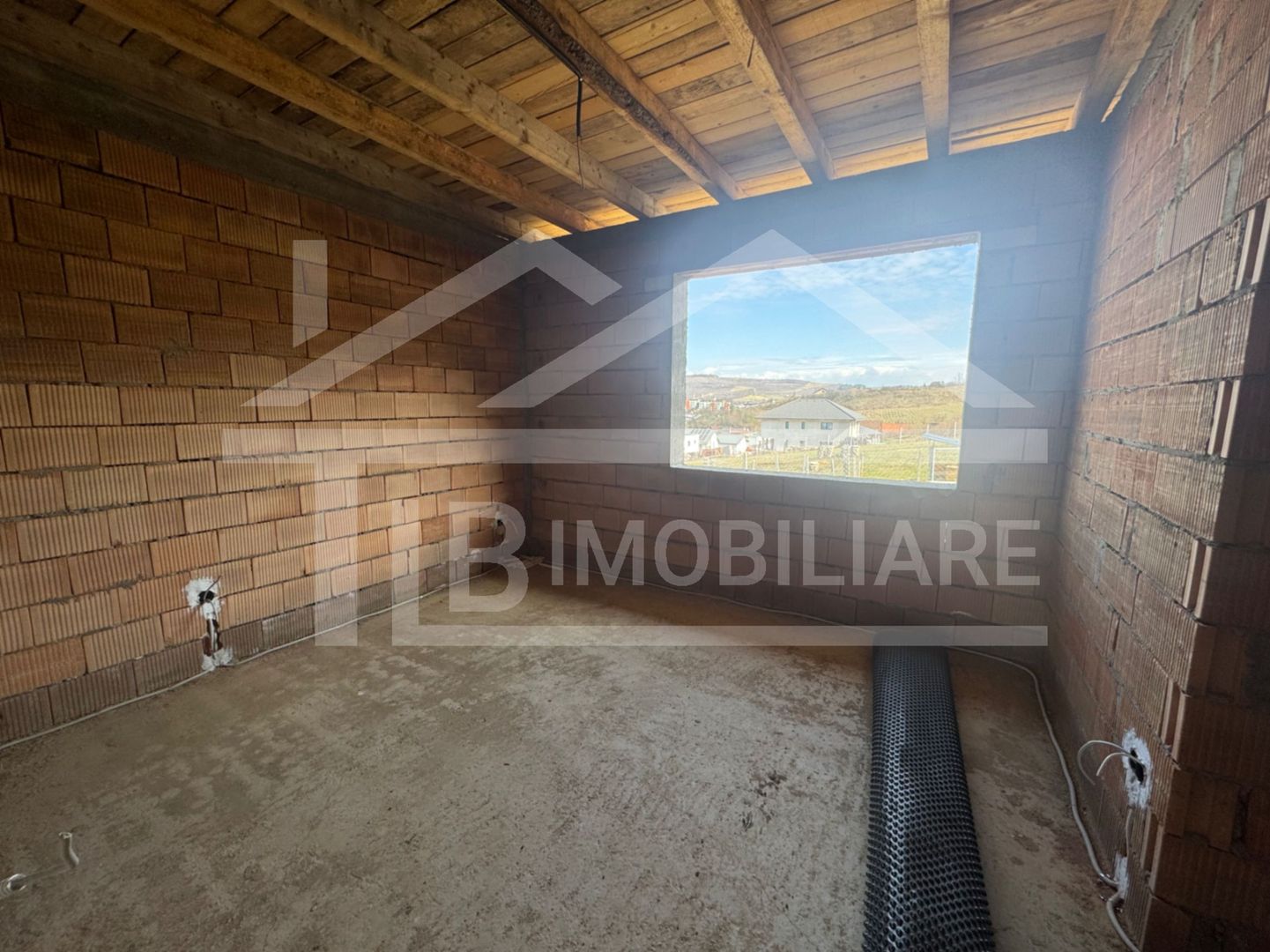 Casa cu 4 camere, 122 mp utili, Zona Livezeni - Poză 12