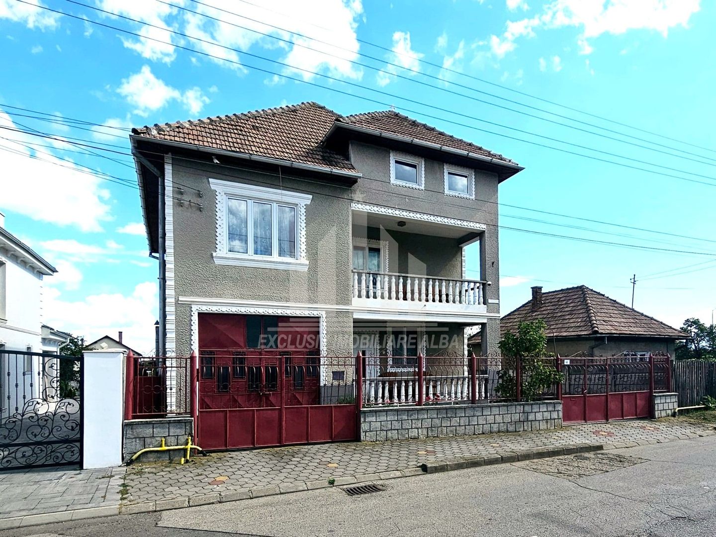 Casa individuala de vanzare, Cetate - Poză 1