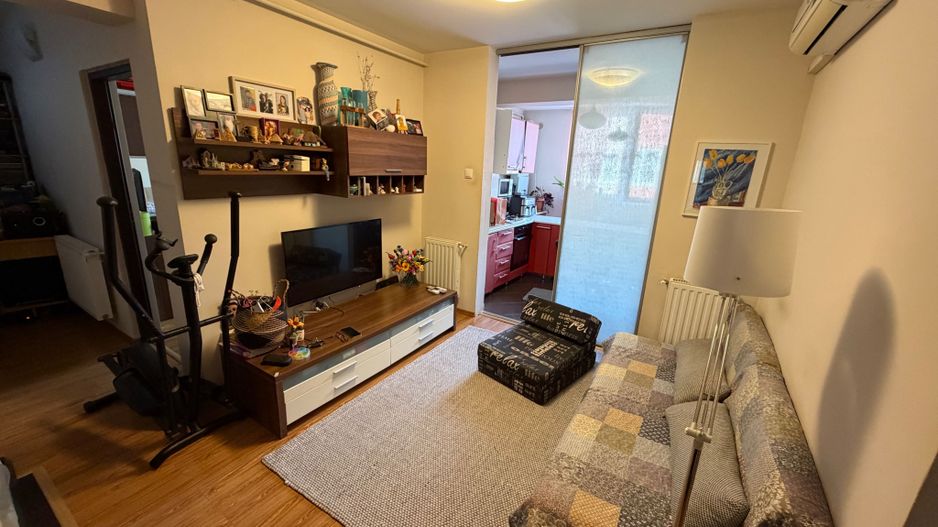 Apartament 3 camere cu scara interioara,  zona Centru - Poză 2