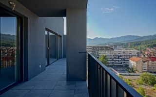 De vanzare Penthouse 2 Nivele | 6 Camere | Racadau | 158mp Utili - Poză 5