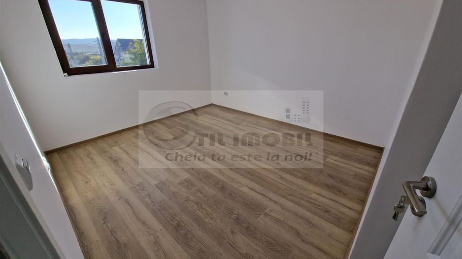 Apartament 2 camere luxcapat CUG zona vile - Poză 7