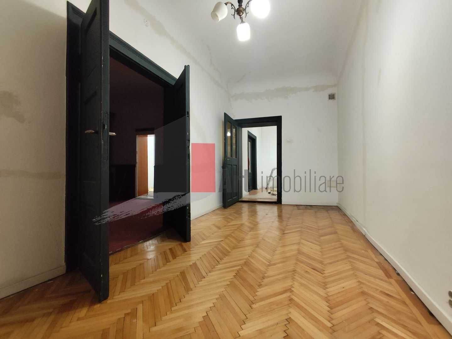 Spatiu comercial de inchiriat in zona Armeneasca - Poză 2