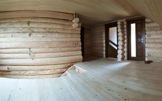 CASĂ INDIVIDUALĂ structură din lemn, zona Ciușmeaua Moldovencei; - Poză 1