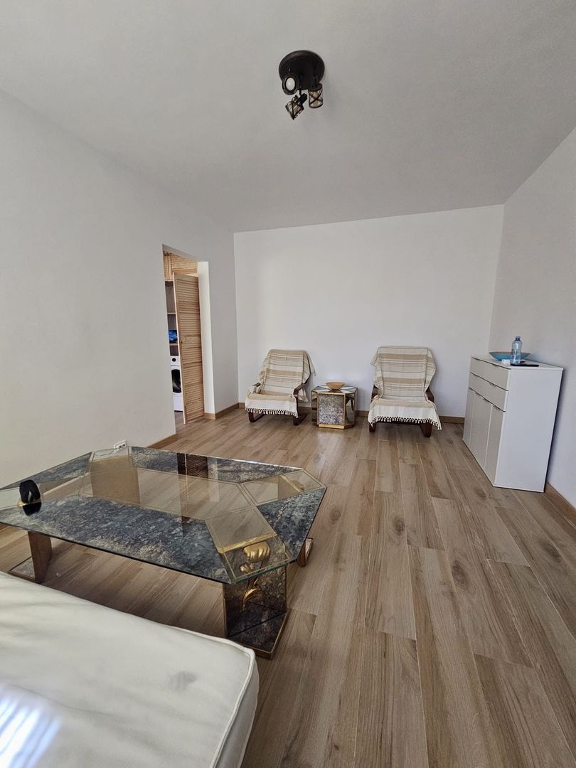 2 camere renovate Mihalache metrou 1 Mai - Poză 3