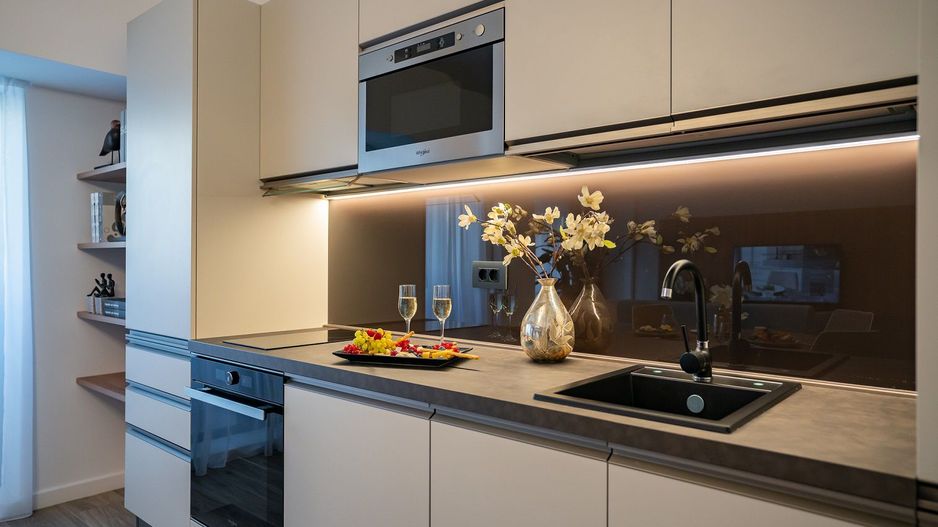 Aparthotel building Unirii B+GF+E+11 floors with 51 apartments, restaurant and SPA - Poză 42