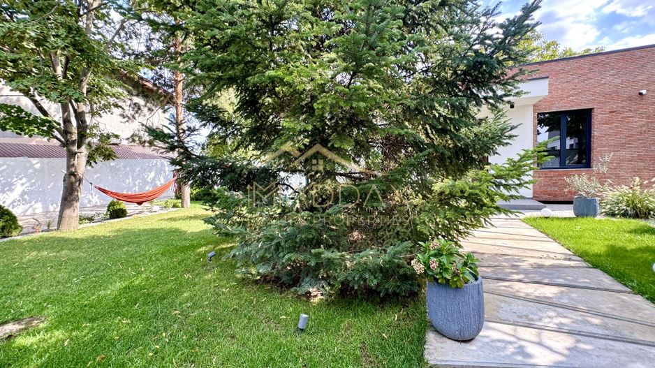 Vila cu 5 camere // * 565 mp gradina* // Tunari - Poză 95