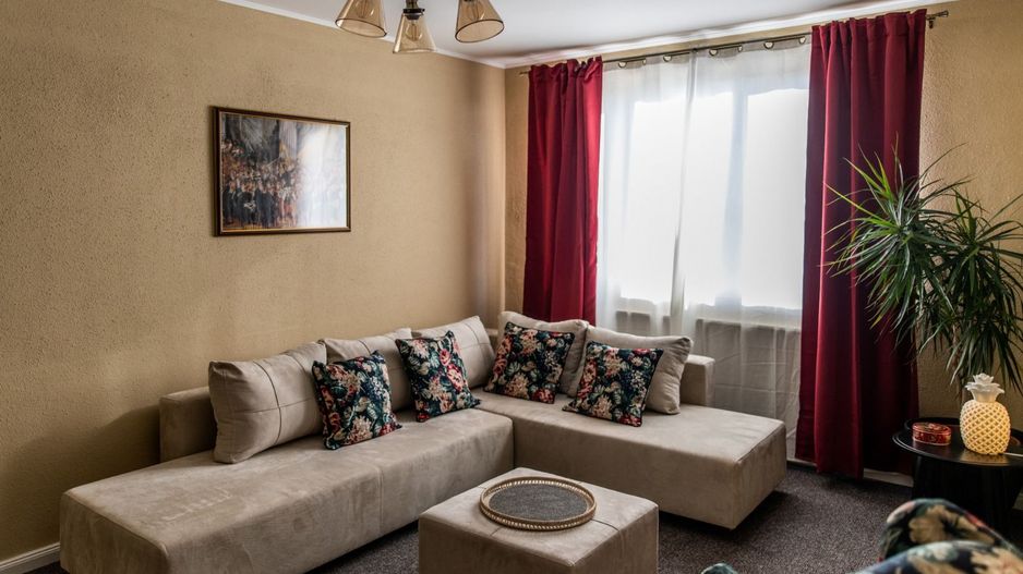 Apartament 3 camere Complex - Poză 1