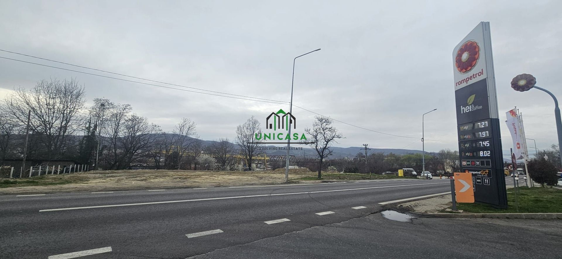 Teren intravilan /3211mp / Calea Bucuresti - Poză 1