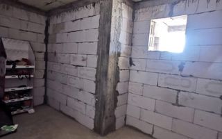Casa la rosu în Plaiul Vulcănești - Poză 8