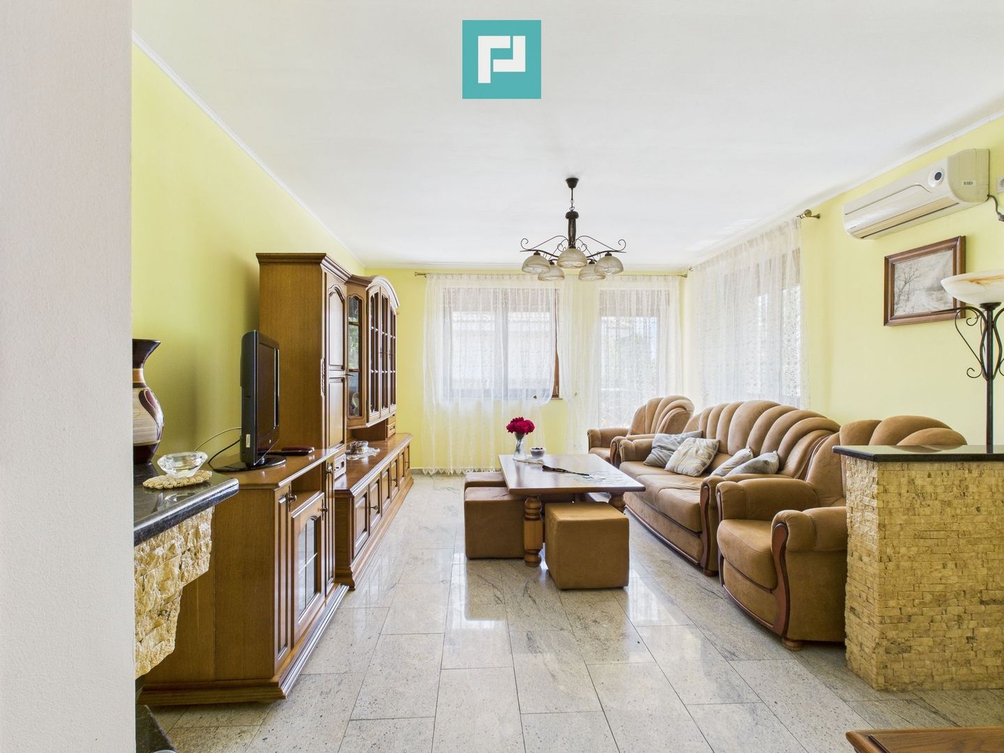 Casă cochetă în Sânleani - Cartierul Florilor - Poză 3