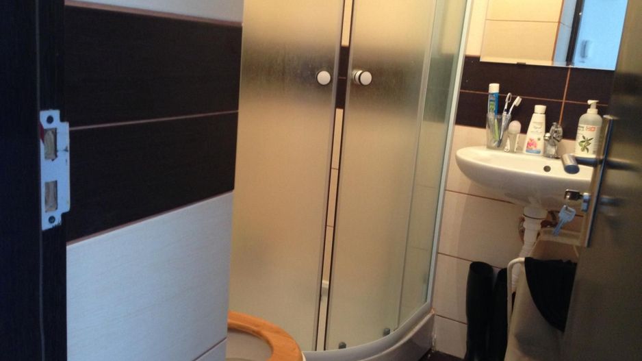 2 camere| DOROBANTI-RADU BELLER - Poză 12