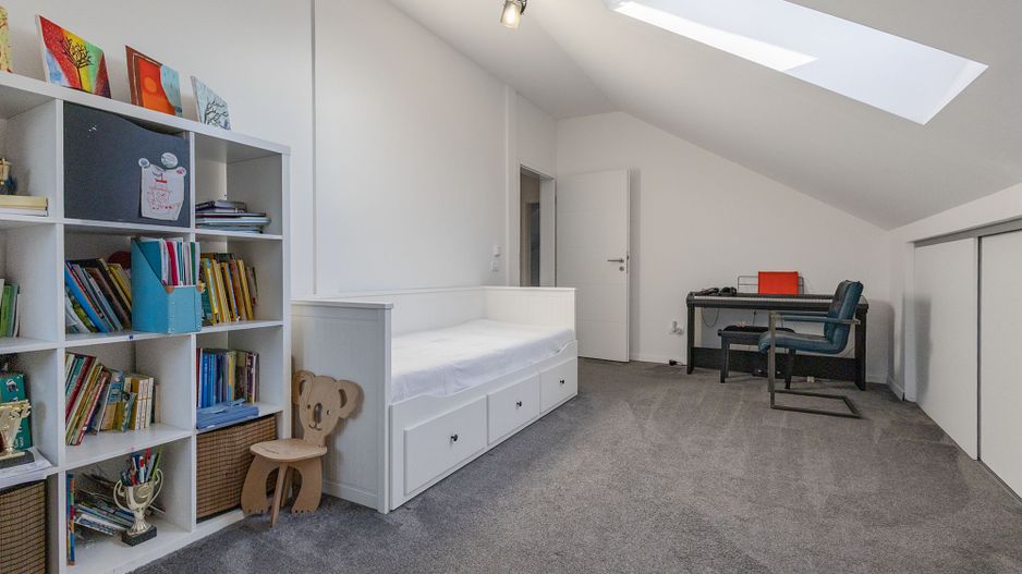 Casa deosebita de vanzare in Giarmata COMISION 0% CUMPARATOR - Poză 24