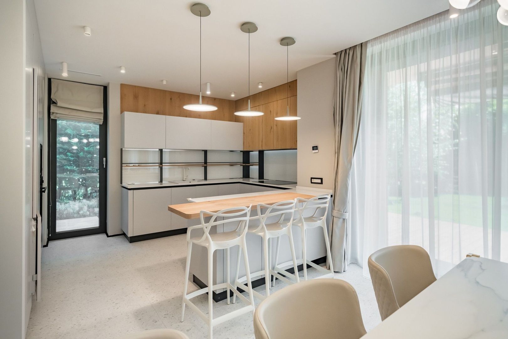 Vila cu 6 camere in Amber Gardens - Poză 5