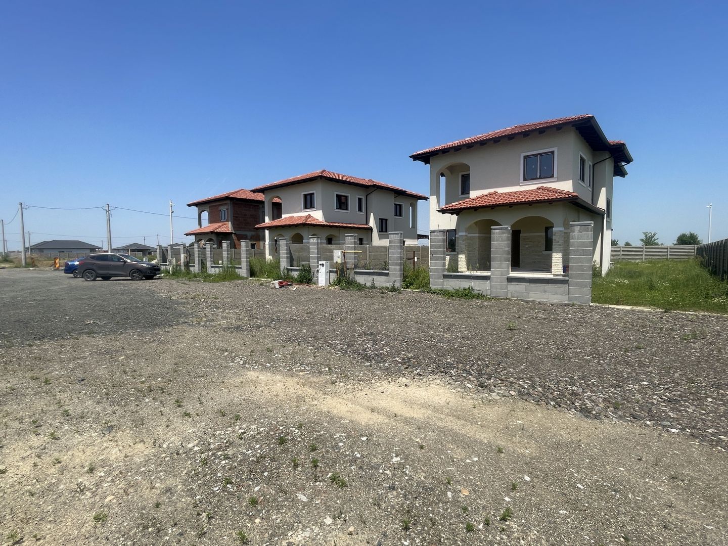 Case Individuale | 4 camere | Teren 632 mp | Toate Utilitatile | Comision 0% - Poză 1