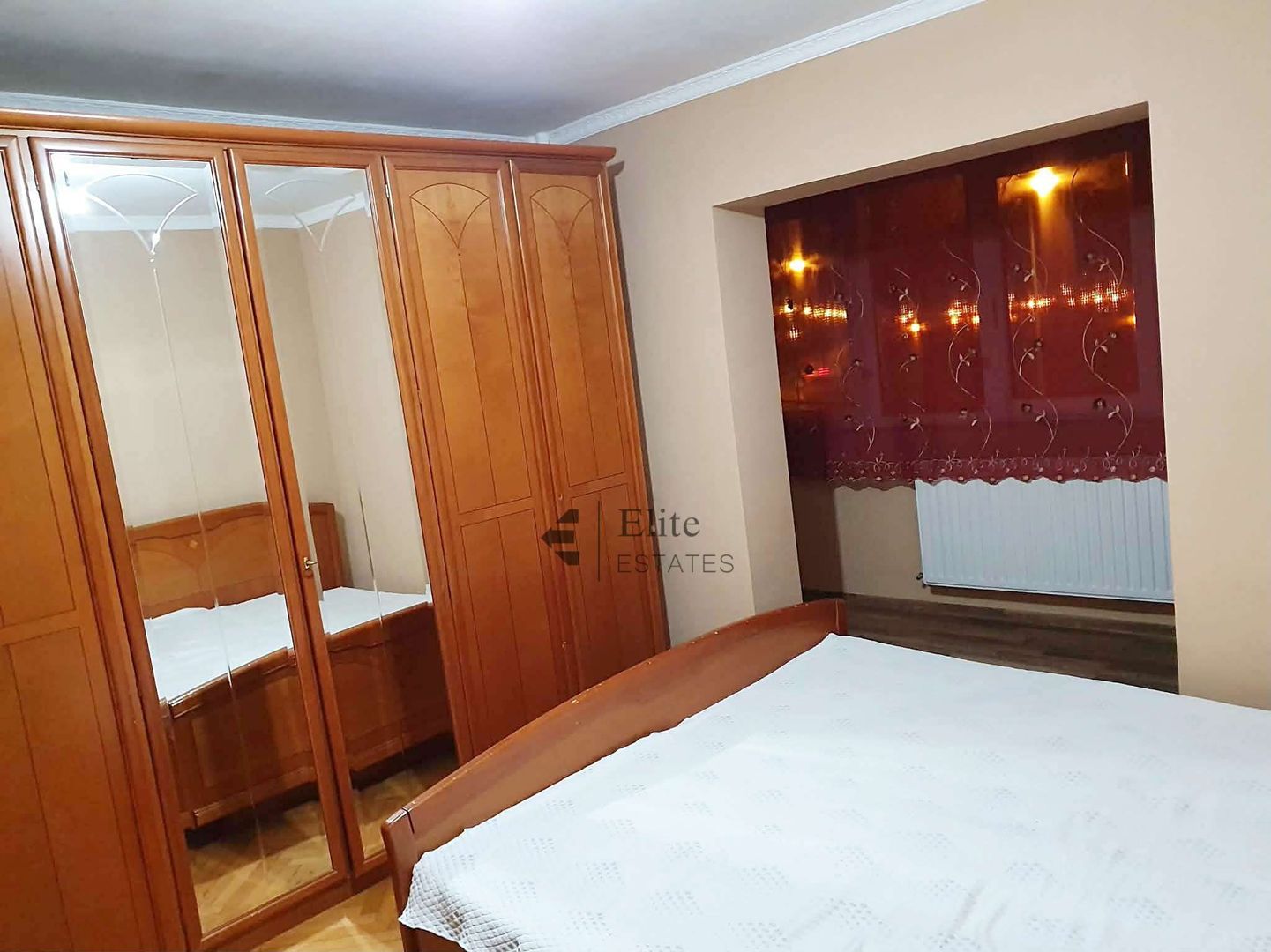 Apartament 3 camere, etaj 1 , zona Cantemir - Poză 2