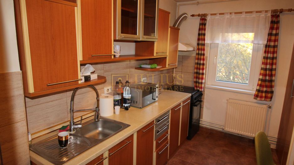 3 camere, 2 bai, centrala proprie, la 7 minute de Spitalul Judetean - Poză 8