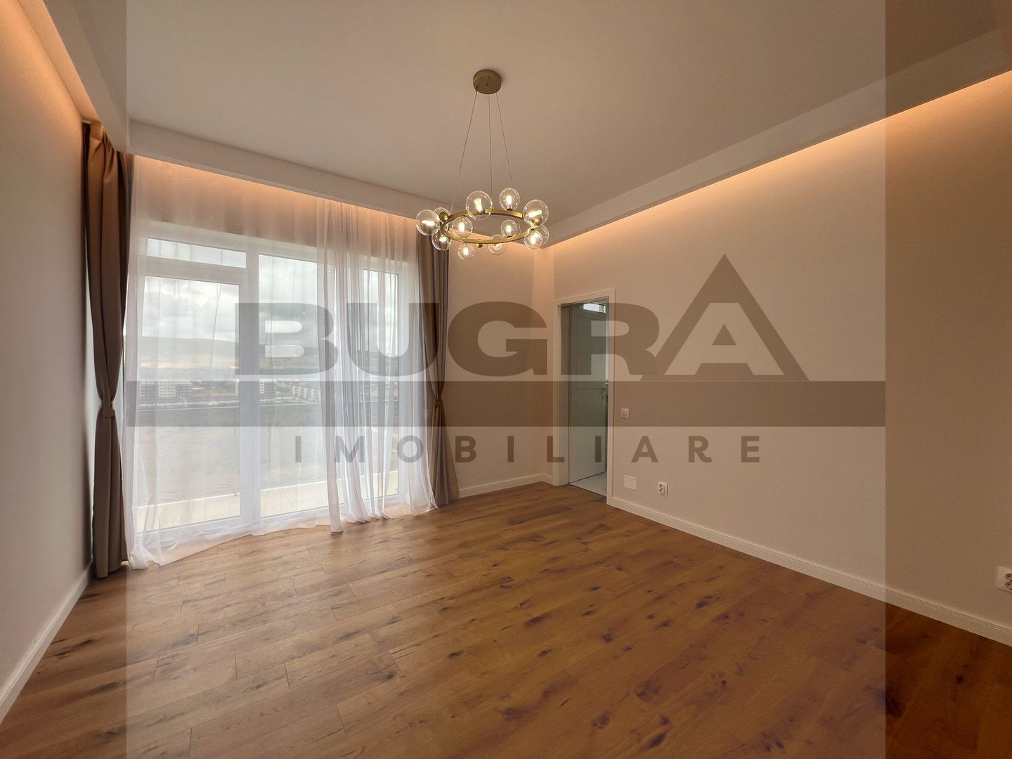 Penthouse, 90mp, parcare, LUX, zona Terra - Poză 6