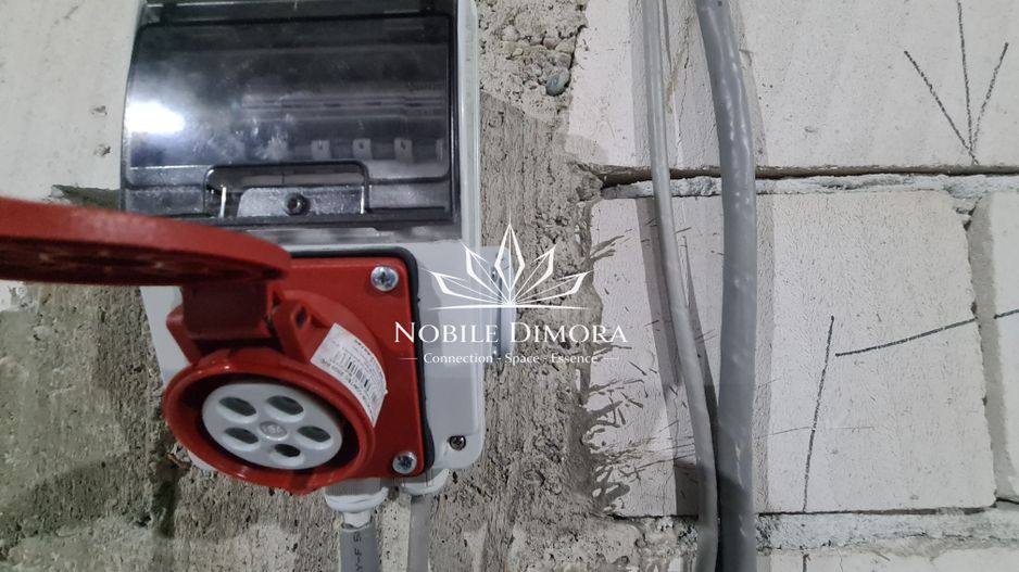 Hala de depozitare de 200/400mp de inchiriat/vanzare in Dumbravita - Poză 4