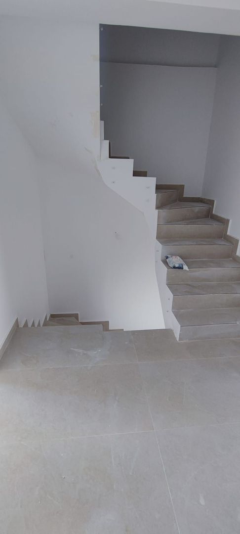 Casa..Vila cu 5 camere de vanzare.......Nord Bragadiru..... - Poză 15