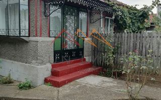 Casa rustica 3 camere, 4000 mp teren, cabana din lemn, pomi fructiferi - Poză 3