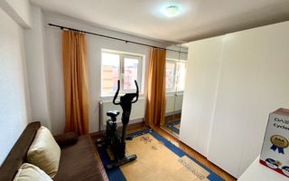 Apartament cu 3 Camere, Decomandat, Zona Mercur - Poză 5