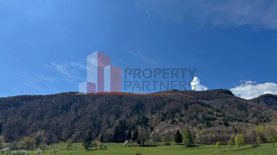 Terenuri Bran - Predelut  Priveliște către Bucegi și Postăvaru - Poză 13