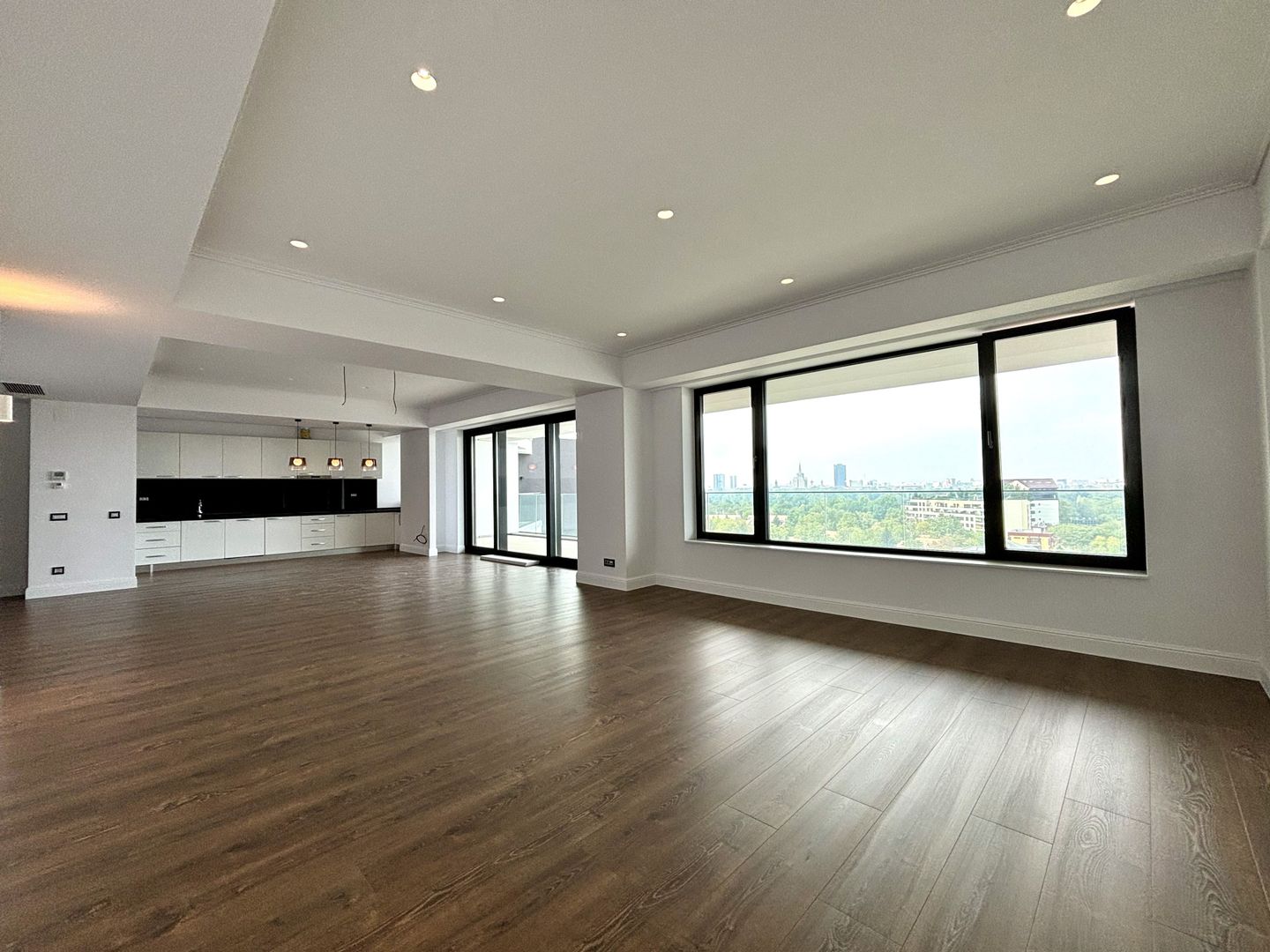 Apartament 4 camere view liber Herastrau - Gafencu 49 - Poză 1