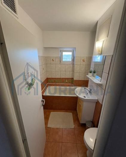 Apartament 3 camere de vânzare în Cug, zona Biserica Înălțarea Domnului, Iași - Poză 2