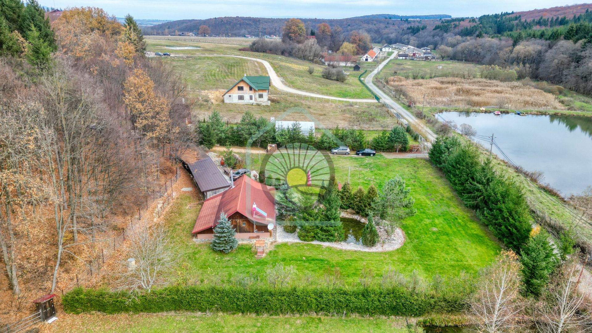 REZERVAT!!! CASA DE VACANTA SI TEREN 3100MP- BRASOV/CODLEA-GEAMANA - Poză 1