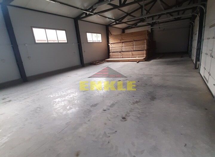 Hala de inchirat /vanzare 225 mp + teren 1100 mp, zona Hudum-la strada principala - Poză 6