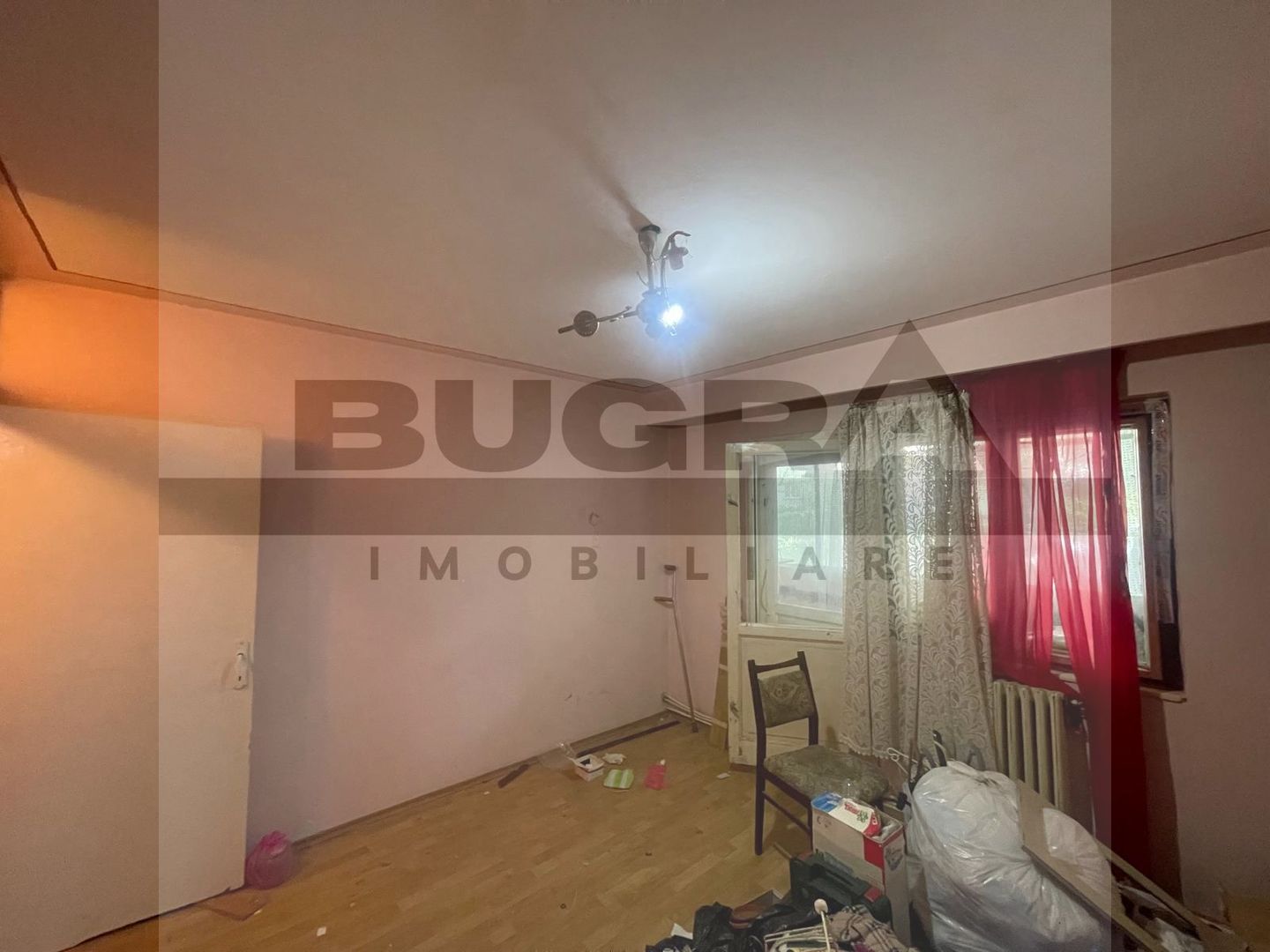 Apartament de 4 camere, decomandat, 80 mp, zona strazii Golden Tulip - Poză 4
