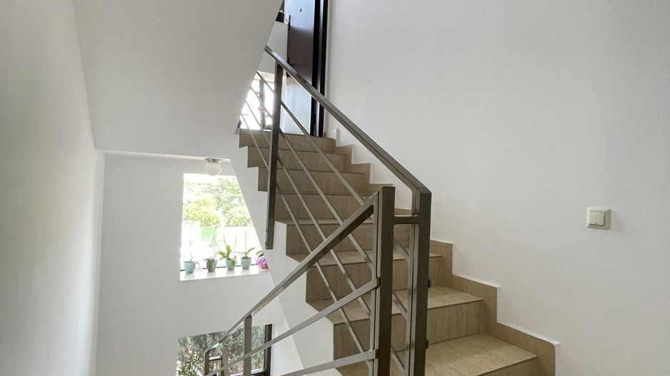 ANDRONACHE - Mentiunii | 3 camere 120mp + terasa 110mp bloc 2009 - Poză 7