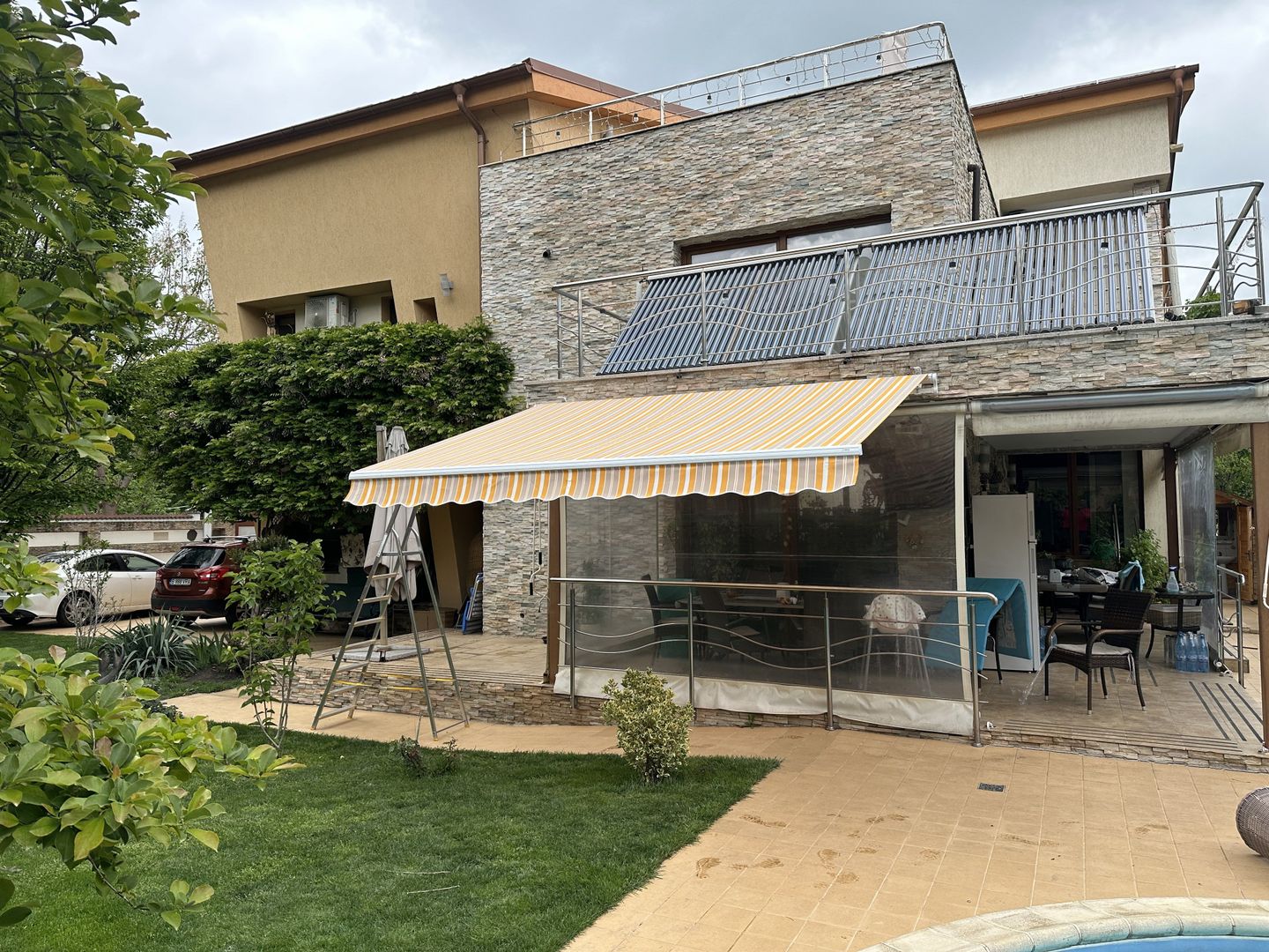 Iancu Nicolae- Vilă impresionantă-8 camere si 772 mp teren- comision 0 - Poză 1