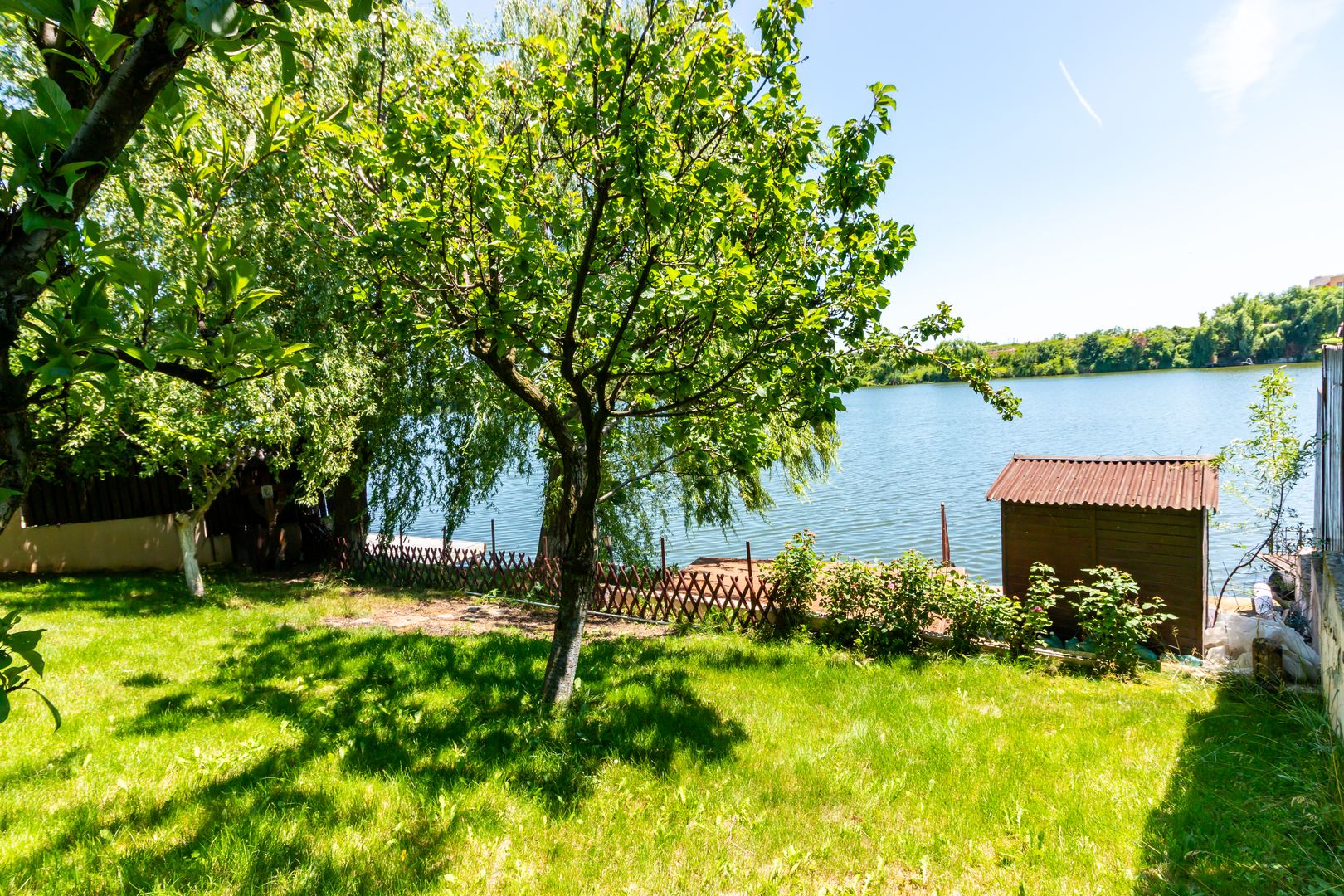 Vila premium de vanzare Balotesti/ piscina/ ponton/ deschidere la lac - Poză 64