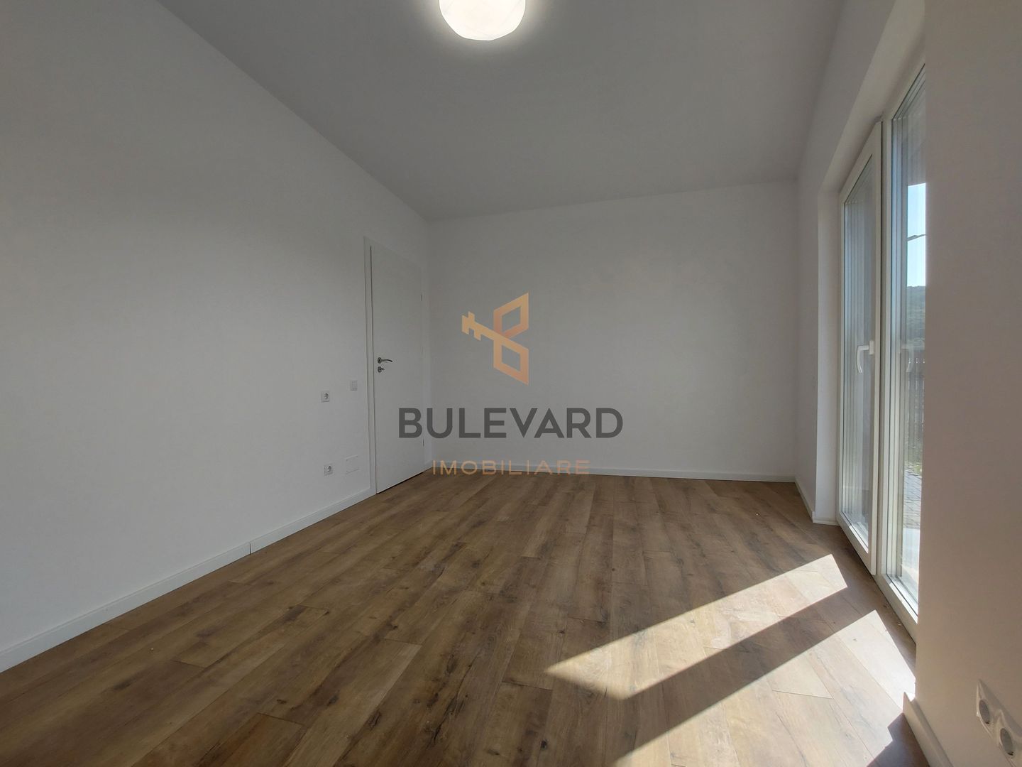 Apartament cu 3 camere/74 mp/gradina 62 mp! - Poză 8