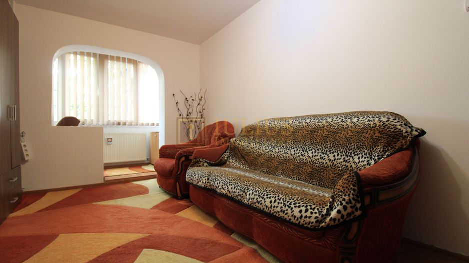 Zona Lipovei, 2 camere,  centrala proprie - Poză 3