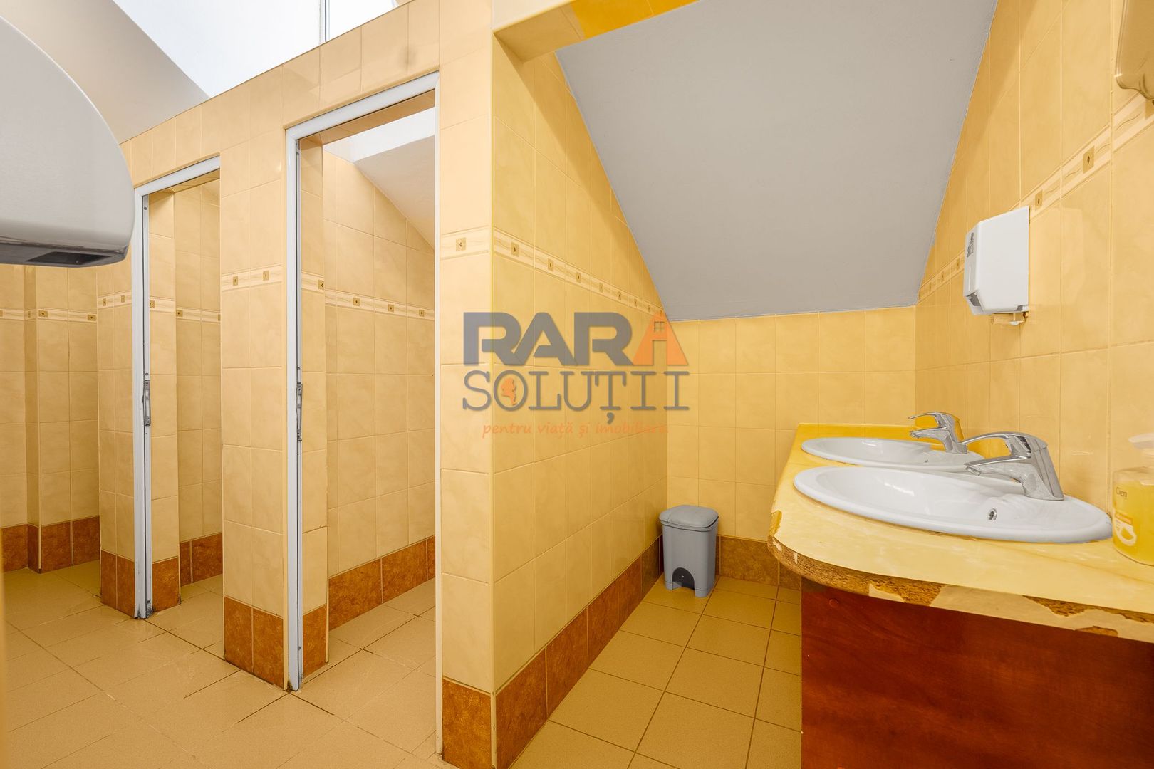 Spatiu comercial 1900 mp construiți, 3 niveluri, complet utilat - Poză 17