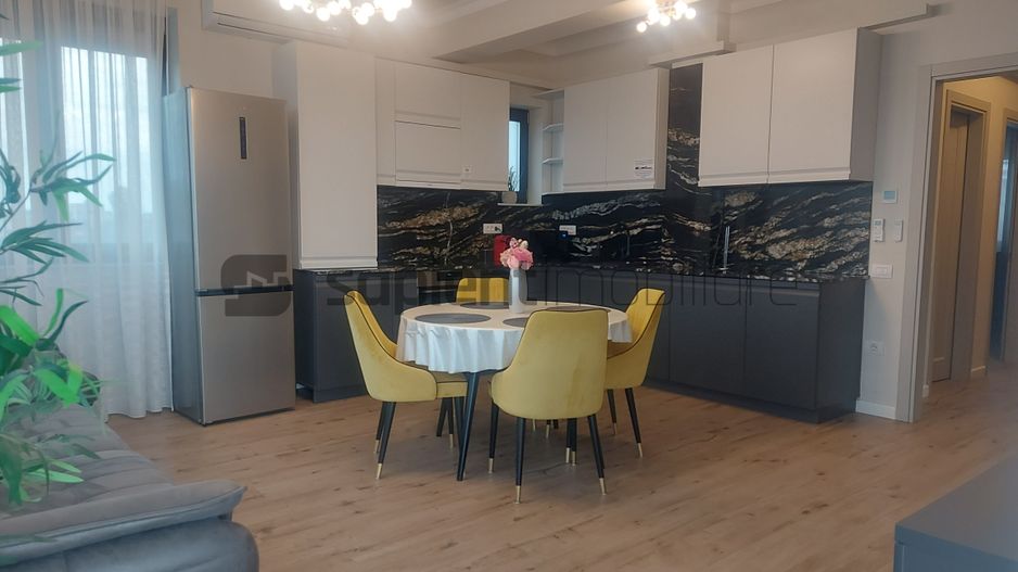 Ap.cu 3 camere lux, ultracentral - Poză 2