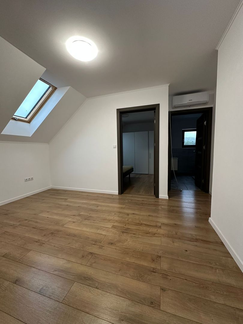 Apartament 4 camere,2băi,bloc NOU,1 parcare,zona 7 Noiembrie - Poză 9